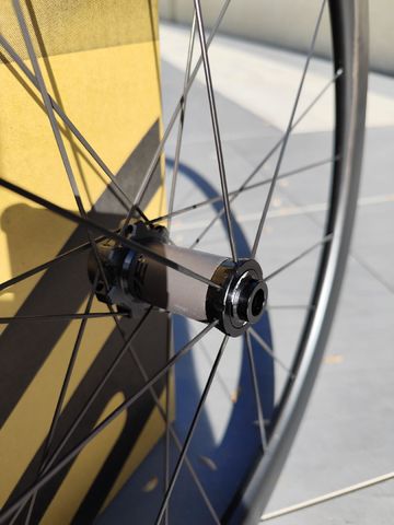 Used Scope S4 Carbon Wheels bike — image 5 of 7