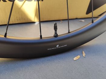 Used Scope S4 Carbon Wheels bike — image 4 of 7