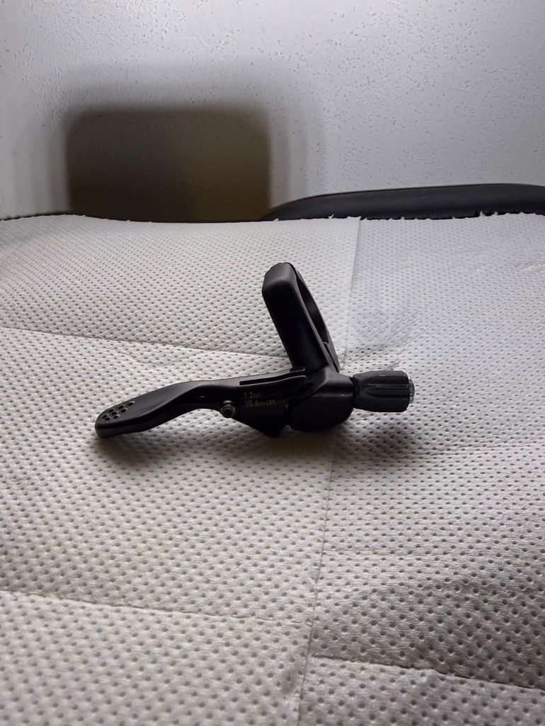 Used Giant Contact Switch Droppet 125mm 30.9x395mm bike — image 3 of 5