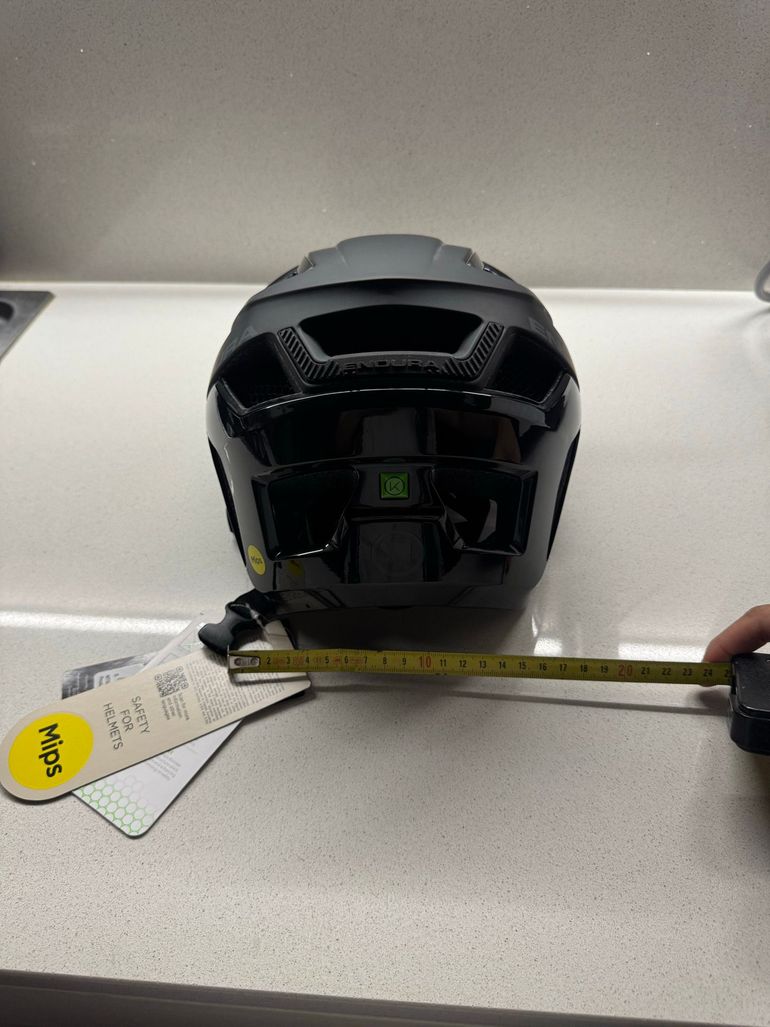 Used Endura MT500 MIPS Helmet Black bike — image 13 of 13