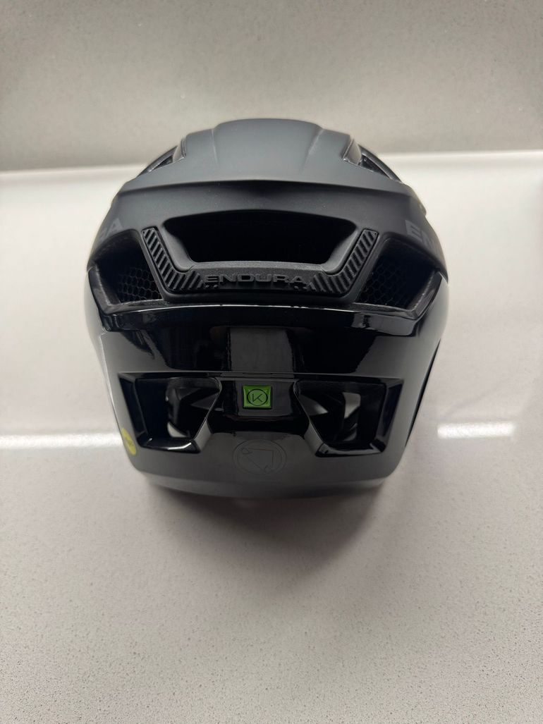 Used Endura MT500 MIPS Helmet Black bike — image 5 of 13
