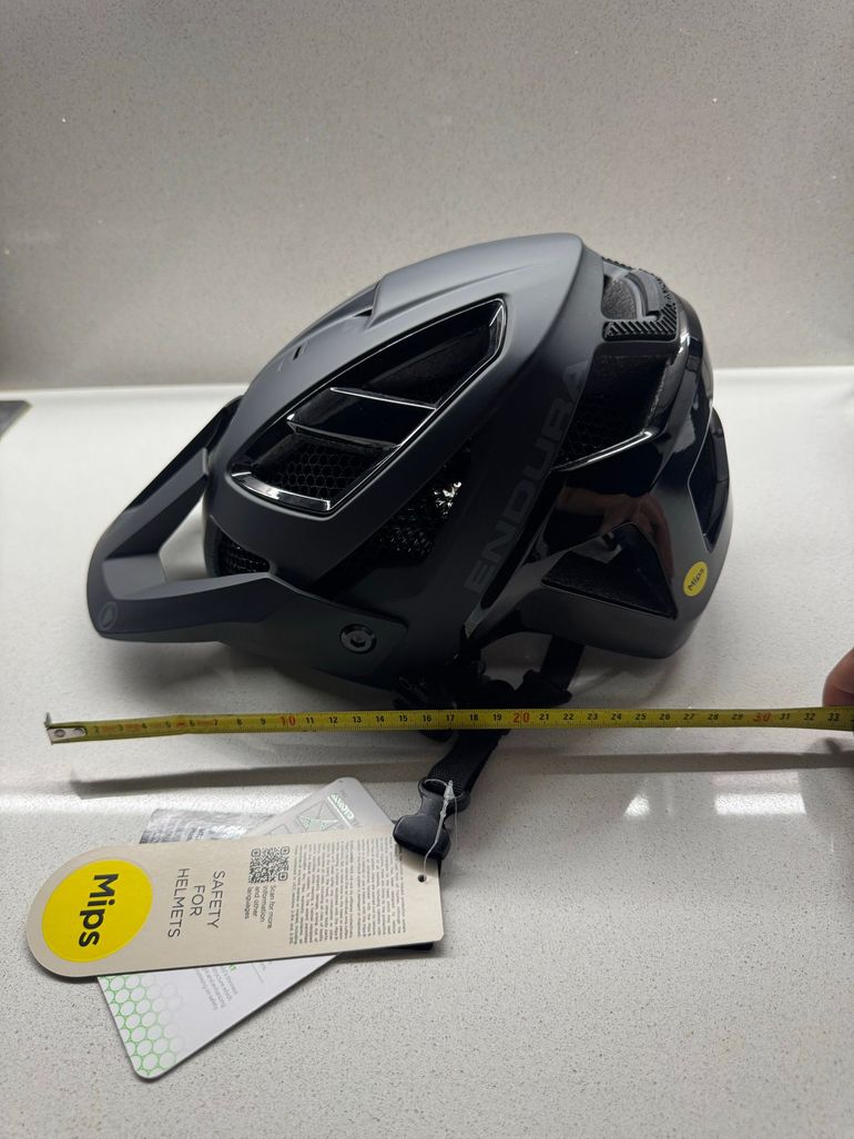 Used Endura MT500 MIPS Helmet Black bike — image 11 of 13