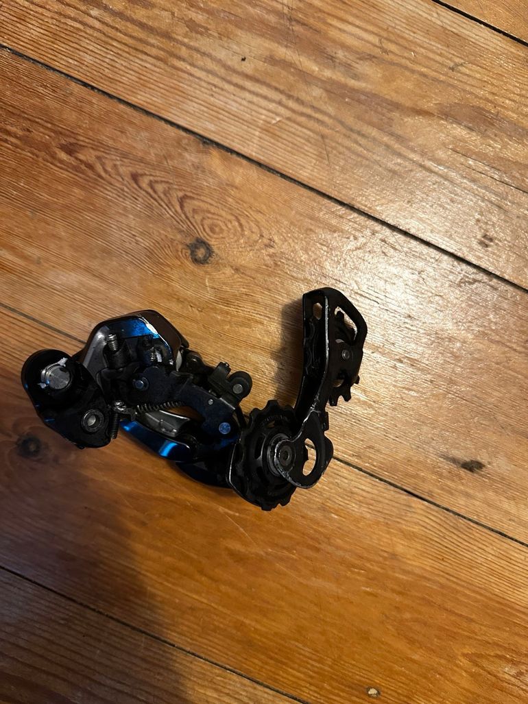 Used Shimano RD-6870 bike — image 3 of 6