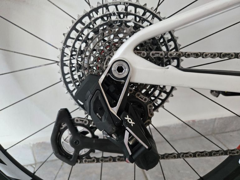 Used Sram XX SL Eagle AXS Transmission Groupset bike — image 3 of 3