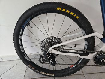 Used Zipp 1ZERO HITOP SW Wheelset bike — image 2 of 2