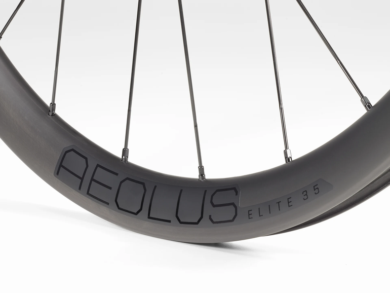 Used Bontrager Aeolus 35 Elite TLR Disc 2025 bike — image 1 of 3
