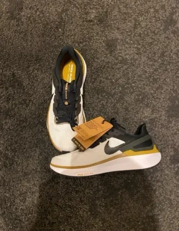 Used Scarpa Nike Air Zoom Structure 25 bike — image 9 of 16