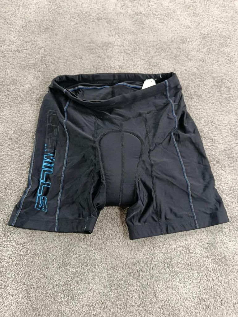 Used Les Mills cuissard court velo femme taille L - 04 7402 cyclisme route respirant Longue distance bike — image 1 of 5