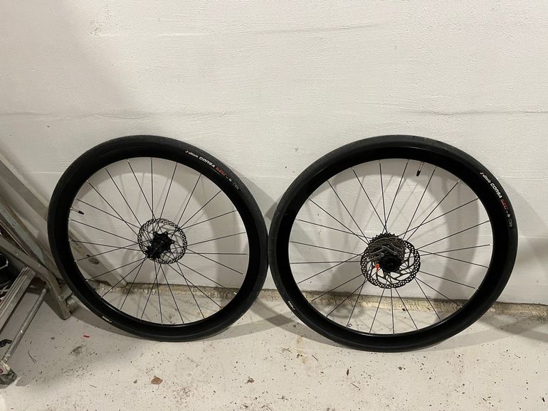 Used Vision Team 35 Disc Brake Alloy Wheelset 2025 bike — image 1 of 6