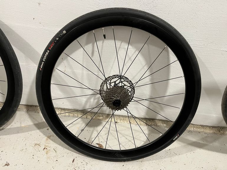 Used Vision Team 35 Disc Brake Alloy Wheelset 2025 bike — image 4 of 6