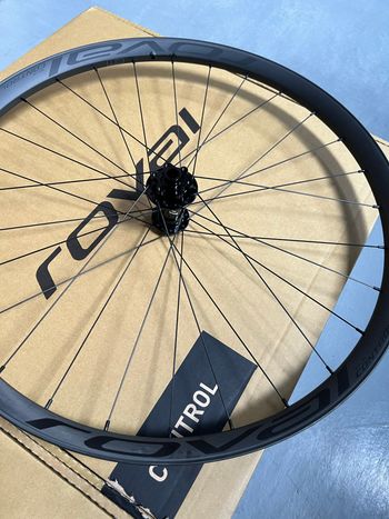 Used Roval Control 2026 bike — image 6 of 8