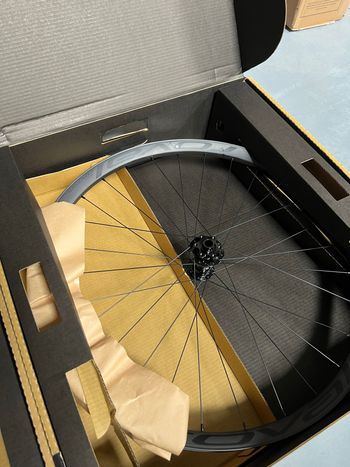 Used Roval Control 2026 bike — image 2 of 8