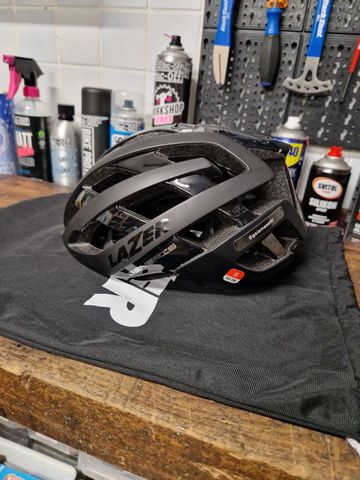 Used Lazer Genesis Helmet 2025 bike — image 4 of 7