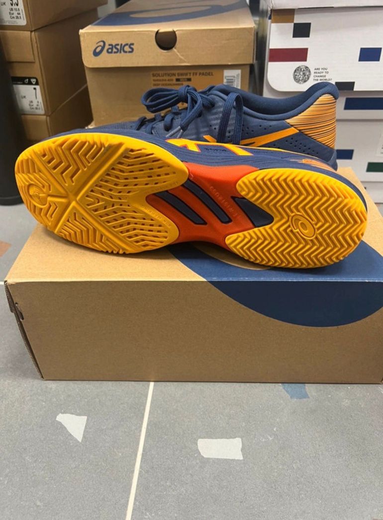 Used Asics Gel-Task o indoor blu e giallo bike — image 4 of 5