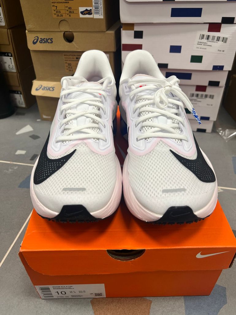 Used Nike Zoom Fly 6 Taglia 44 Uomo 2025 bike — image 4 of 5