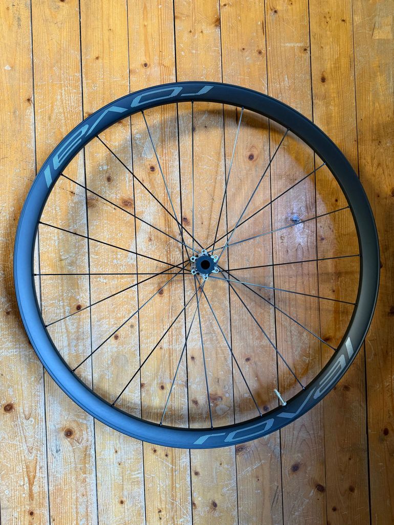 Used Roval Control SL Team XC 2024 bike — image 11 of 21