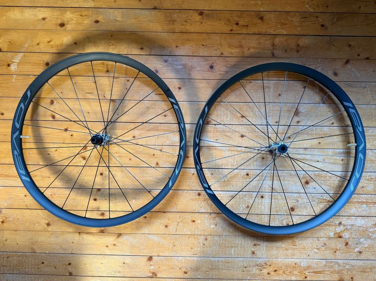 Used Roval Control SL Team XC 2024 bike — image 1 of 21