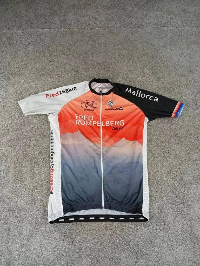Bioracer Maillot vélo homme taille XL - 031152r- Belgique - Fred Rompelberg 268 km bike d'occasion — image 1 sur 4