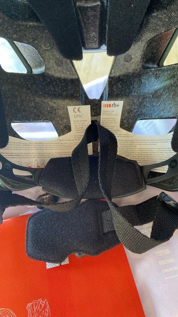 Used Rh+ Casco Helmet 2023 bike — image 5 of 6