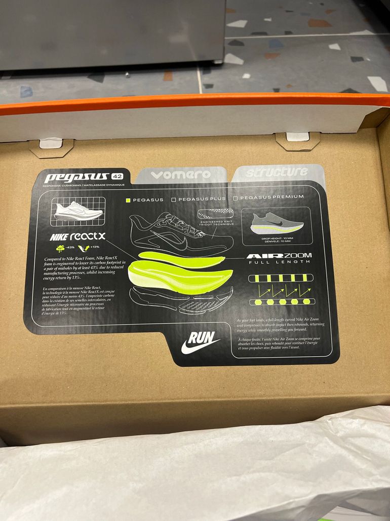 Used Nike Air Zoom Pegasus 42 bike — image 3 of 8