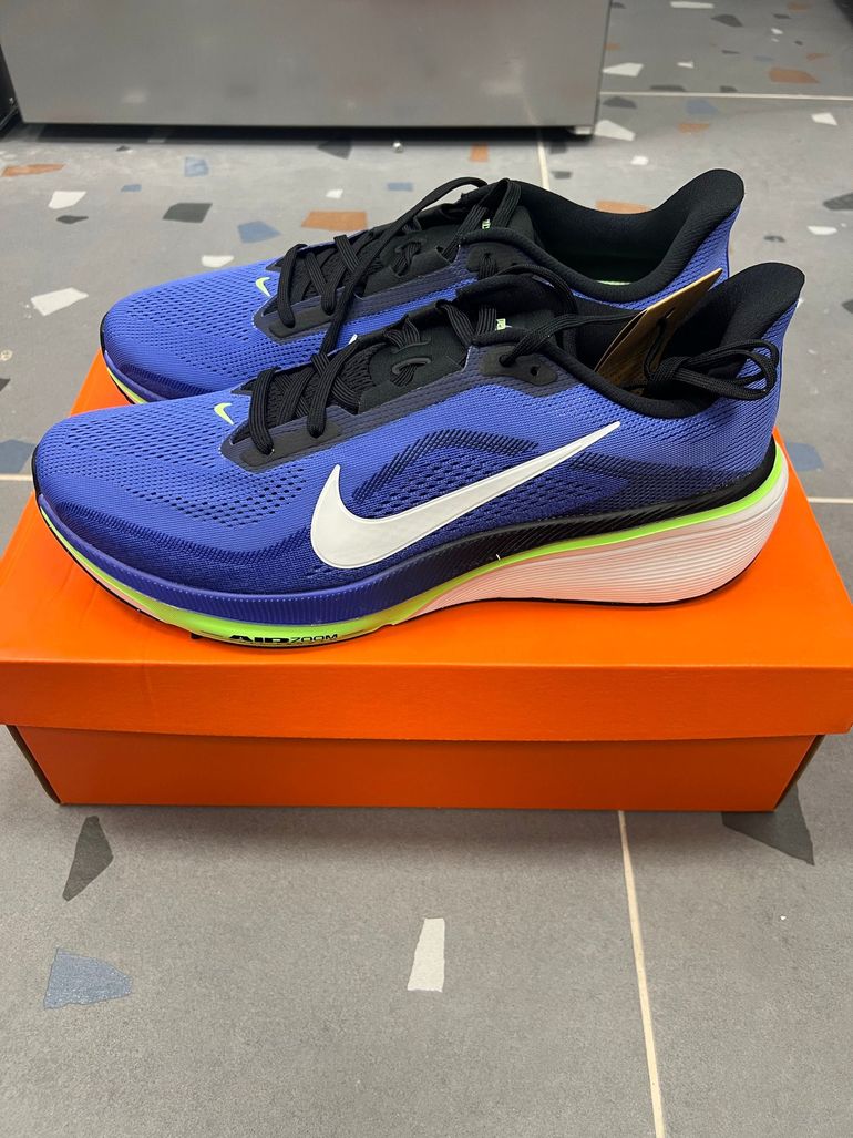 Used Nike Air Zoom Pegasus 42 bike — image 1 of 8