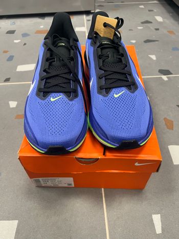 Used Nike Air Zoom Pegasus 42 bike — image 4 of 8