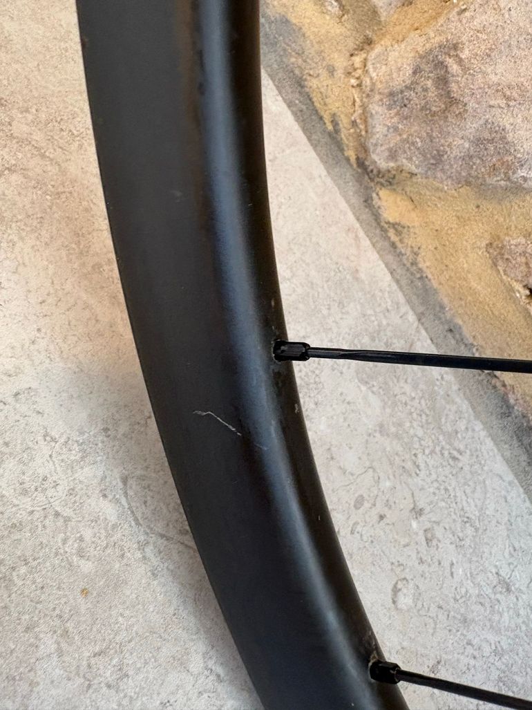 Used Reynolds Blacklabel XC 29 wheels 2024 bike — image 8 of 16