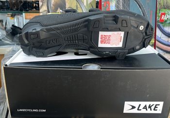 Used Lake MX239 45 Wide bike — image 2 of 3