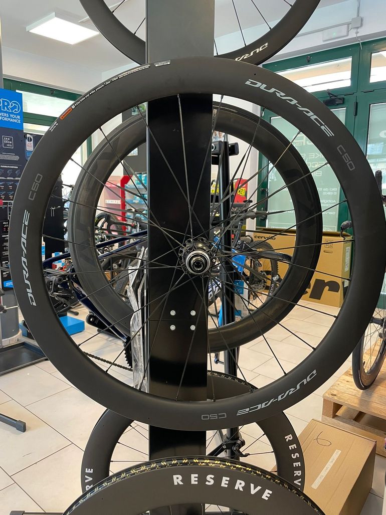 Used Shimano Dura-Ace C50 Wheelset bike — image 8 of 11
