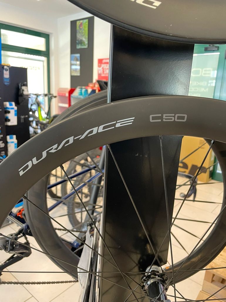 Used Shimano Dura-Ace C50 Wheelset bike — image 7 of 11