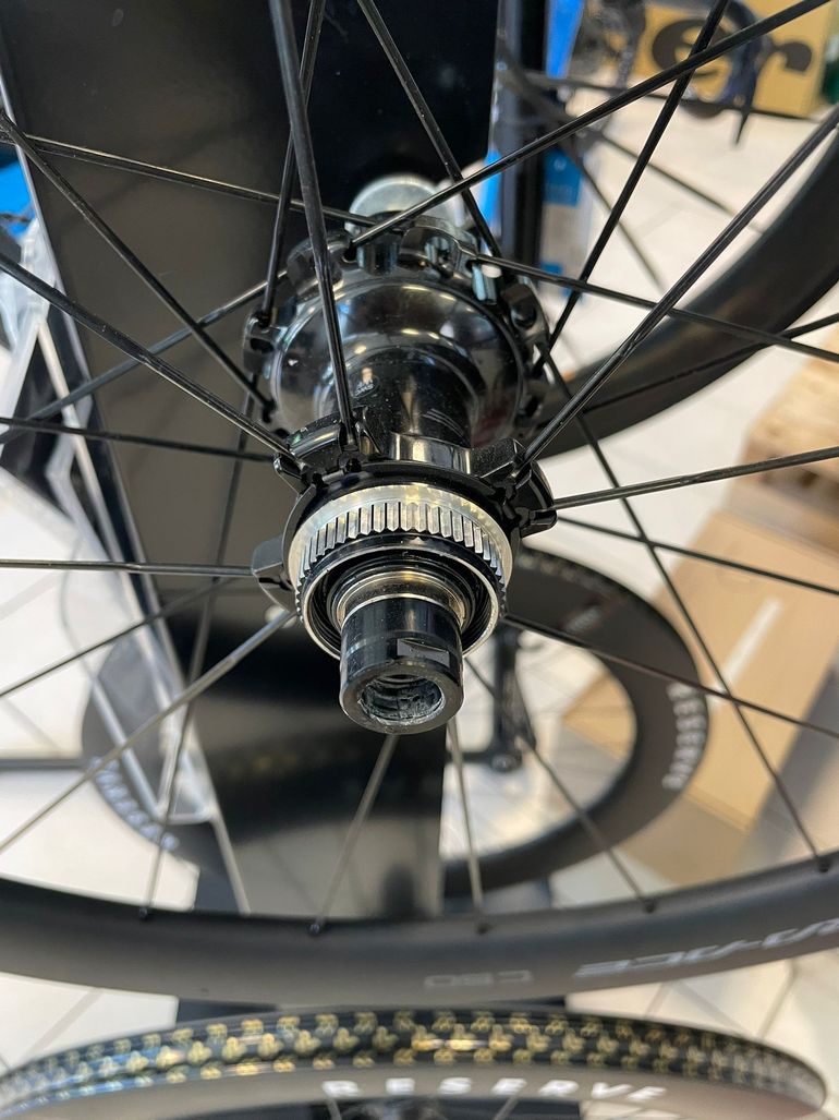 Used Shimano Dura-Ace C50 Wheelset bike — image 5 of 11
