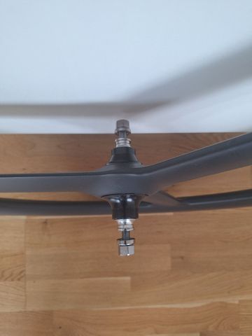 Used Light bycicle Front Track Wheel 2025 bike — image 2 of 4