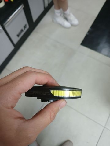 Ravemen FR160 Headlight bike usato — immagine 2 di 2