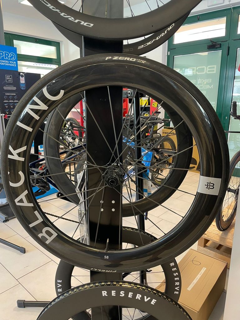 Used Black Inc 48|58 Wheelset bike — image 2 of 14