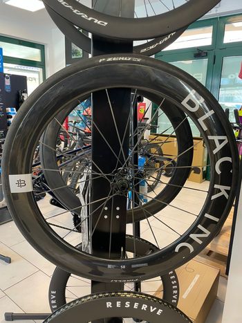 Used Black Inc 48|58 Wheelset bike — image 13 of 14