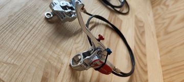 Hope Tech 4 E4 Brake Set 2023 bike d'occasion — image 3 sur 8