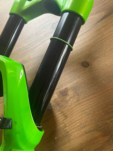 Used Dvo Diamond D35 Fork 2020 bike — image 5 of 7