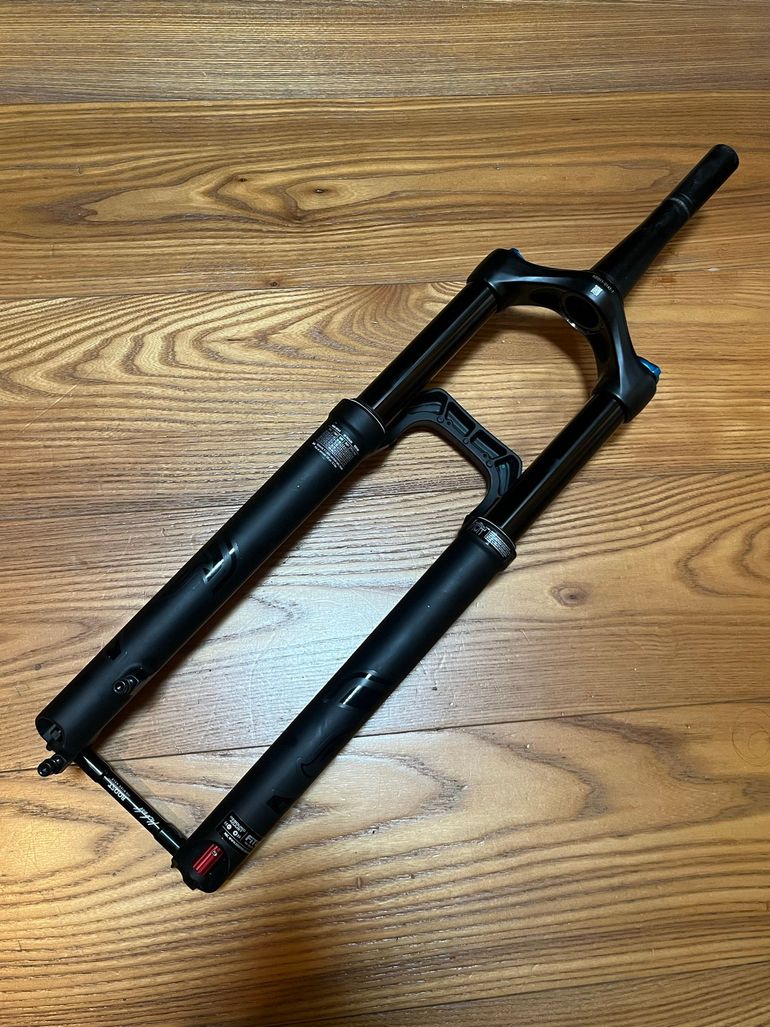 Used Fox 34 Rythm 2024 bike — image 4 of 7