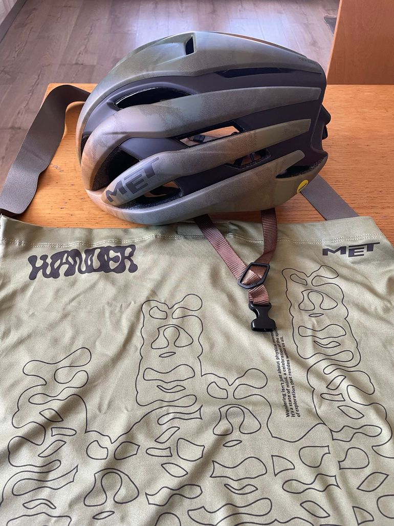 Used MET Trenta MIPS Wander 2026 bike — image 1 of 6