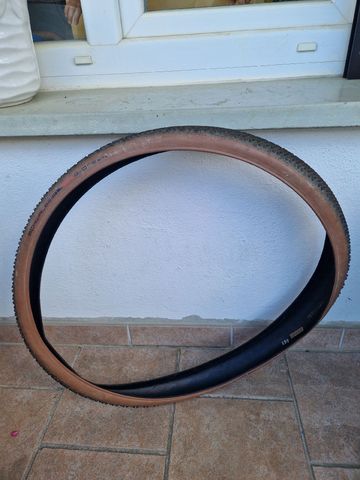 Used Schwalbe G-ONE Bite bike — image 4 of 5