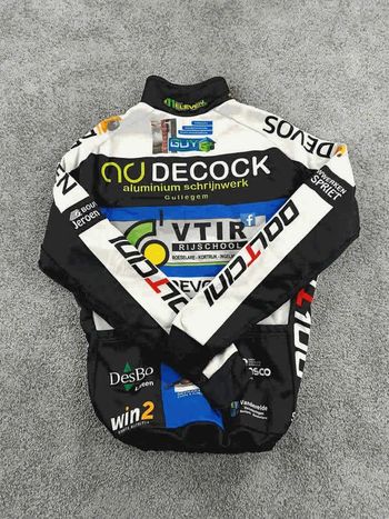Used doltcini Veste velo homme taille S - 15 4596 - hiver - Van eyck bike — image 3 of 4