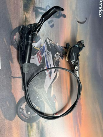 Used Sram Code R 2024 bike — image 3 of 10