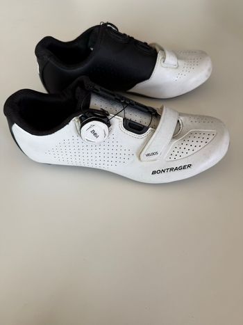 Used Bontrager Velocis bike — image 4 of 5