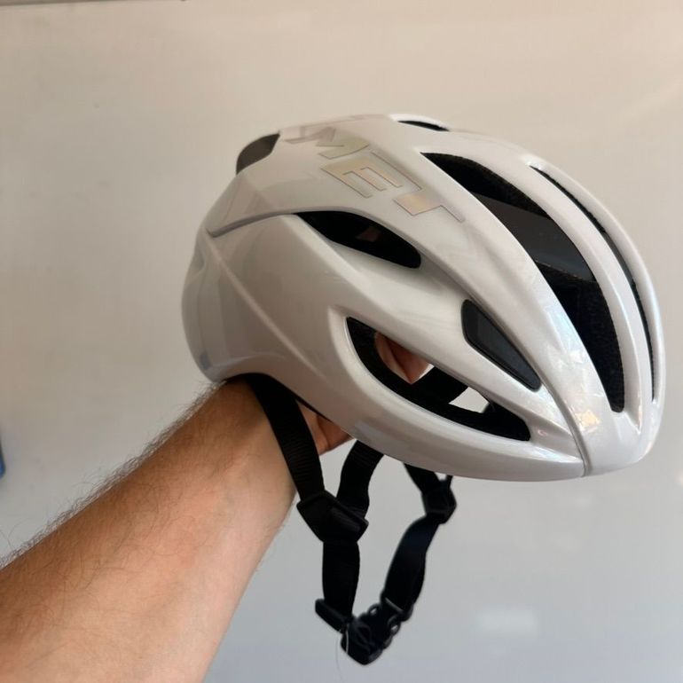Used MET Rivale Mips Helmet bike — image 3 of 8