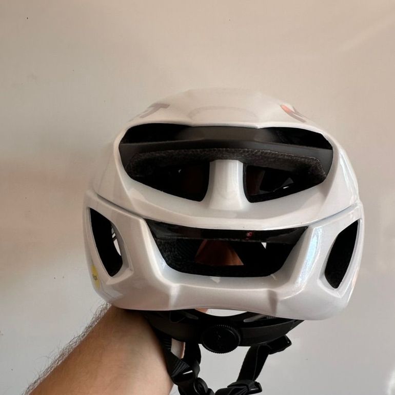 Used MET Rivale Mips Helmet bike — image 5 of 8