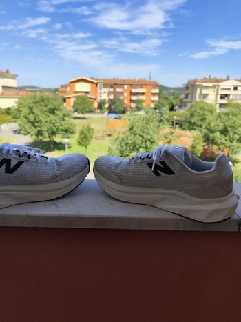 Used New Balance FuelCell Propel v5 2025 bike — image 5 of 12