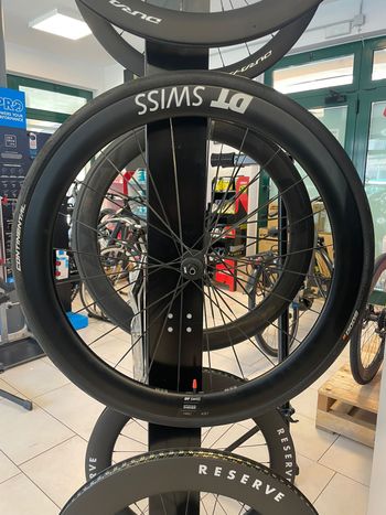 Used Dt Swiss ARC 1100 Wheelset with DT 180 Hub bike — image 2 of 19