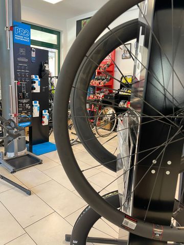 Käytetty Reserve 34/37 Wheelset bike — kuva 17 / 20