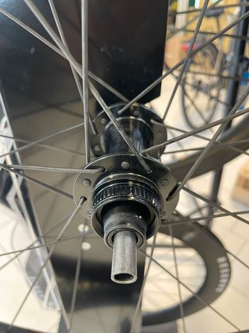 Käytetty Reserve 34/37 Wheelset bike — kuva 12 / 20
