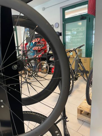 Käytetty Reserve 34/37 Wheelset bike — kuva 14 / 20